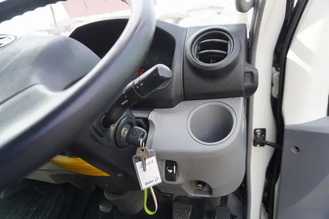 日野 デュトロ TKG-XZU710M(2WD)の写真38