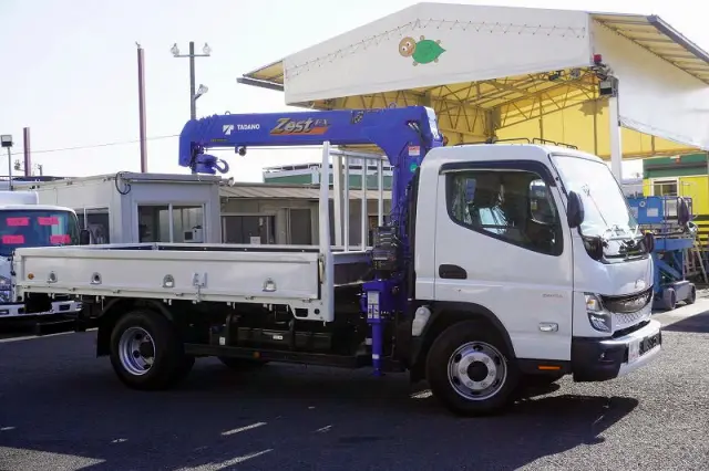 三菱 キャンター 2PG-FEB90(2WD)の写真6