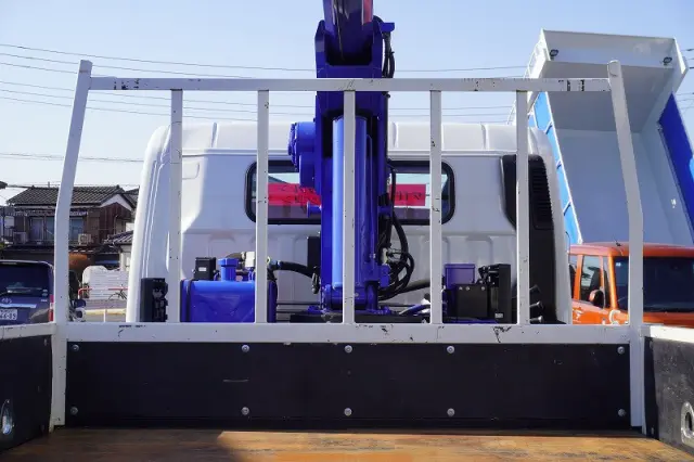 三菱 キャンター 2PG-FEB90(2WD)の写真17