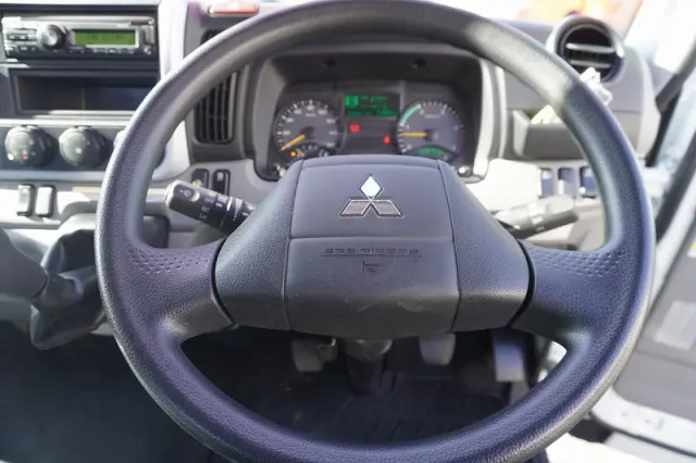 三菱 キャンター 2PG-FEB90(2WD)の写真31