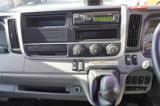 三菱 キャンター 2PG-FEB90(2WD)の写真33