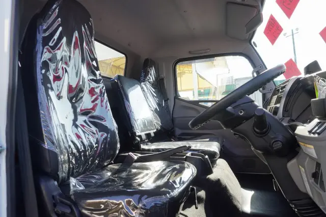 三菱 キャンター 2PG-FEB90(2WD)の写真37