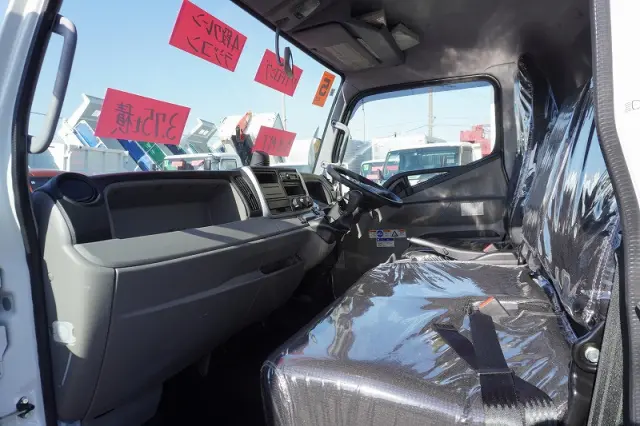 三菱 キャンター 2PG-FEB90(2WD)の写真39