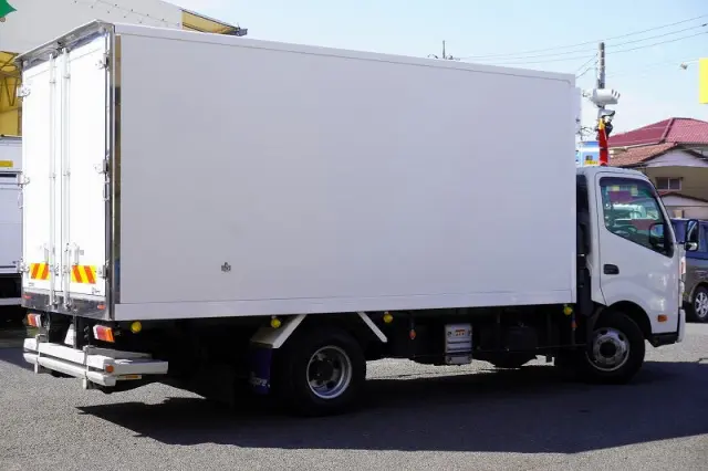 日野 デュトロ 2RG-XZU712M(2WD)の写真8