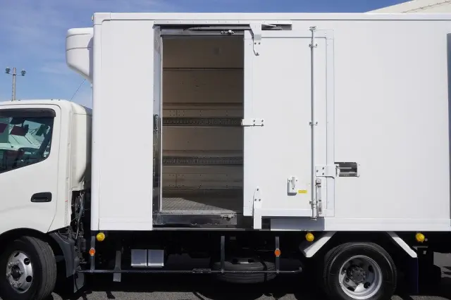 日野 デュトロ 2RG-XZU712M(2WD)の写真18