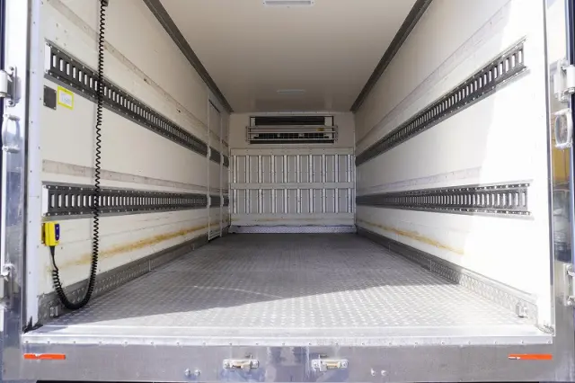 日野 デュトロ 2RG-XZU712M(2WD)の写真20