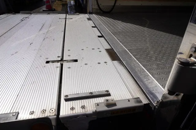 日野 デュトロ 2RG-XZU712M(2WD)の写真27