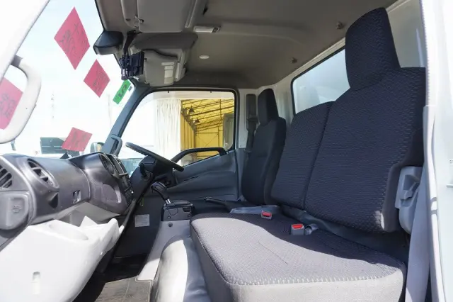 日野 デュトロ 2RG-XZU712M(2WD)の写真46