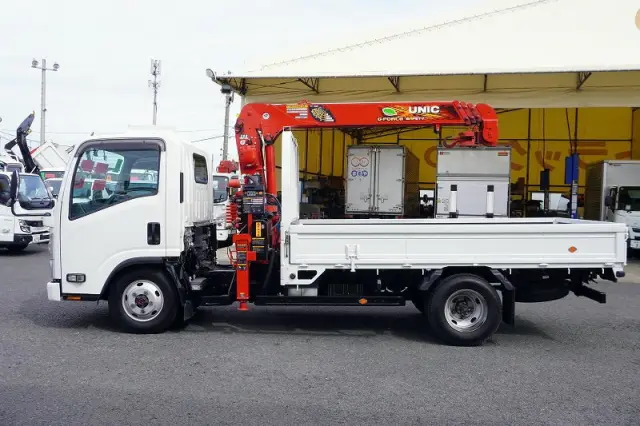 いすゞ エルフ 2RG-NMS88AR(4WD)の写真3