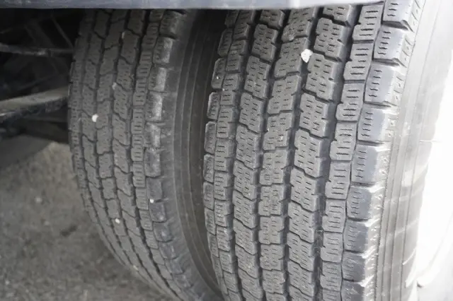 いすゞ エルフ 2RG-NMS88AR(4WD)の写真10