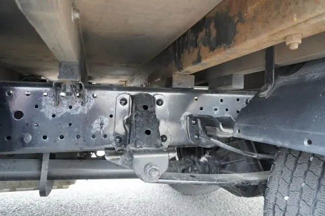 いすゞ エルフ 2RG-NMS88AR(4WD)の写真11