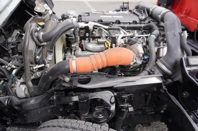 いすゞ エルフ 2RG-NMS88AR(4WD)の写真14