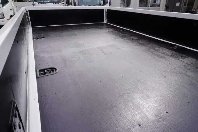 いすゞ エルフ 2RG-NMS88AR(4WD)の写真20