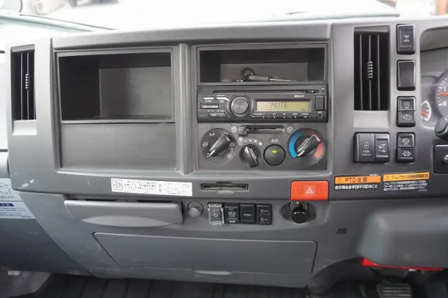 いすゞ エルフ 2RG-NMS88AR(4WD)の写真34