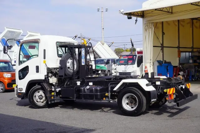 いすゞ フォワード TKG-FRR90S2(2WD)の写真7