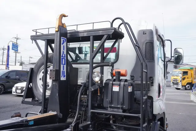 いすゞ フォワード TKG-FRR90S2(2WD)の写真20