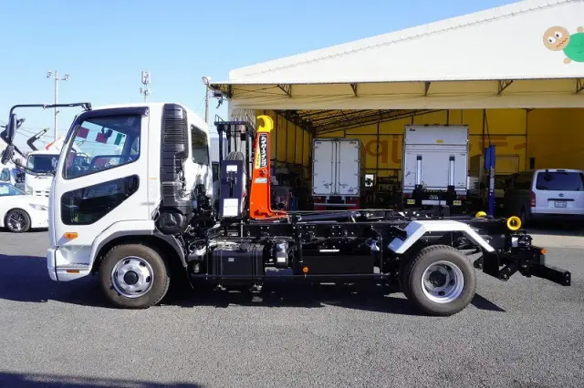 三菱 ファイター 2KG-FK72F(2WD)の写真3