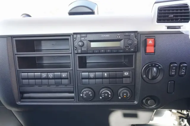 三菱 ファイター 2KG-FK72F(2WD)の写真27