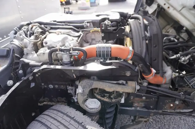 いすゞ エルフ TKG-NLR85AN(2WD)の写真15