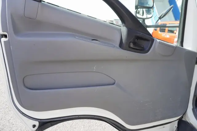 日野 デュトロ TKG-XZU700X(2WD)の写真41