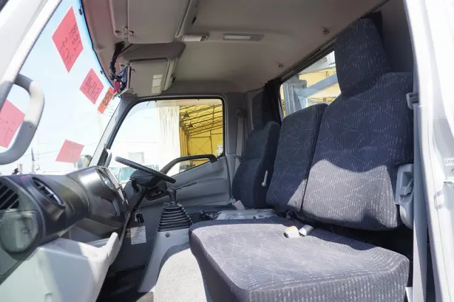 日野 デュトロ TDG-XZU720M(2WD)の写真42