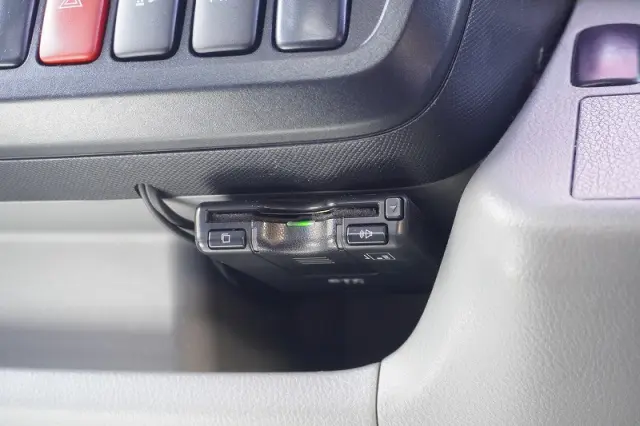 日野 デュトロ 2RG-XZC605M(2WD)の写真30