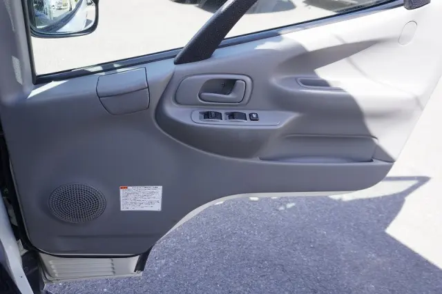 日野 デュトロ 2RG-XZC605M(2WD)の写真33