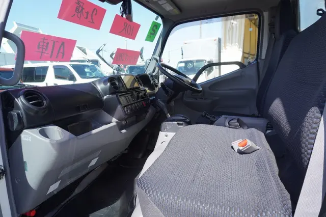 日野 デュトロ 2RG-XZC605M(2WD)の写真36