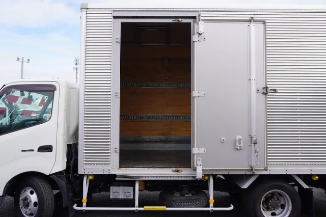 日野 デュトロ TKG-XZU710M(2WD)の写真19