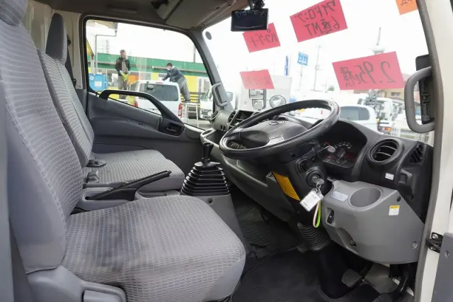 日野 デュトロ TKG-XZU710M(2WD)の写真41