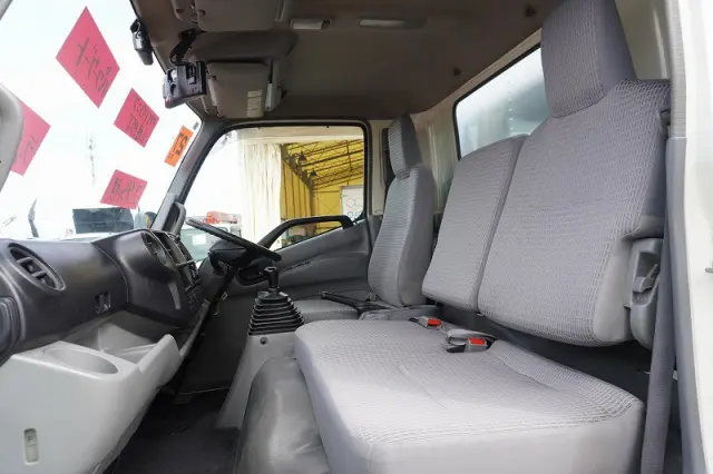 日野 デュトロ TKG-XZU710M(2WD)の写真43