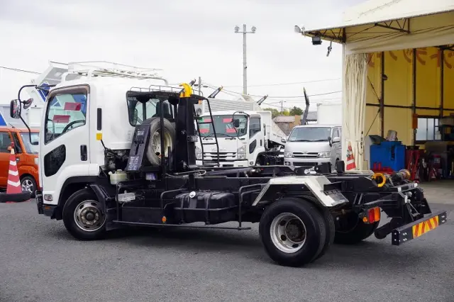 いすゞ フォワード TKG-FRR90S2(2WD)の写真7