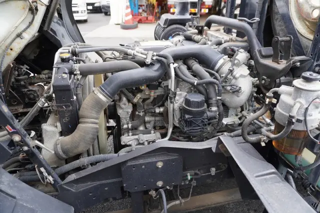 いすゞ フォワード TKG-FRR90S2(2WD)の写真14