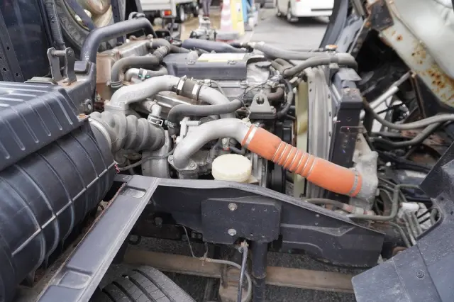 いすゞ フォワード TKG-FRR90S2(2WD)の写真15
