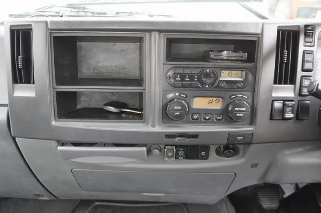 いすゞ フォワード TKG-FRR90S2(2WD)の写真27