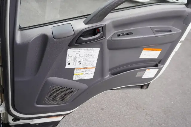 いすゞ フォワード TKG-FRR90S2(2WD)の写真31