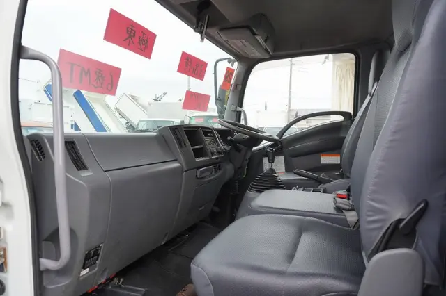 いすゞ フォワード TKG-FRR90S2(2WD)の写真34