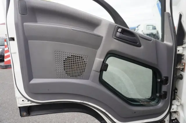 いすゞ フォワード TKG-FRR90S2(2WD)の写真36