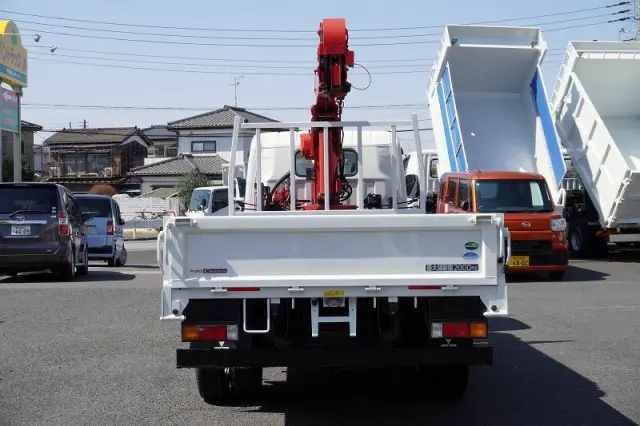 三菱 キャンター TPG-FEA50(2WD)の写真4