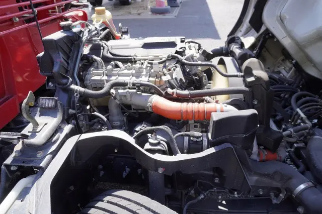 三菱 キャンター TPG-FEA50(2WD)の写真15