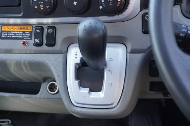 三菱 キャンター TPG-FEA50(2WD)の写真35