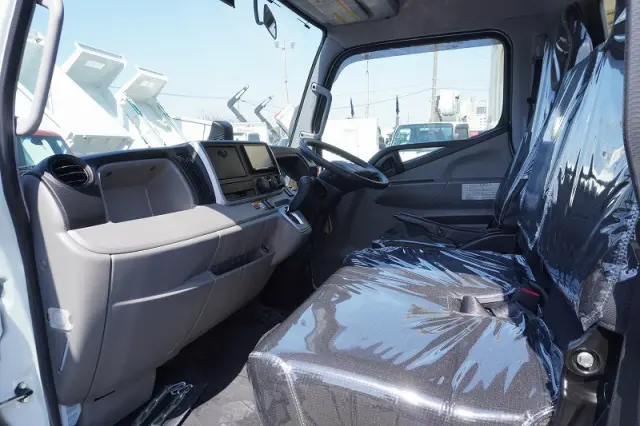 三菱 キャンター TPG-FEA50(2WD)の写真43