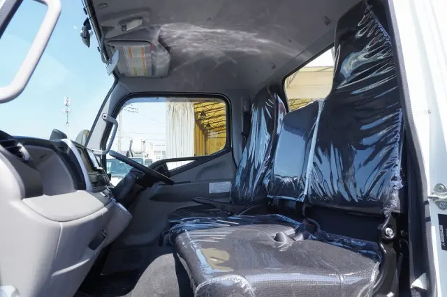 三菱 キャンター TPG-FEA50(2WD)の写真44