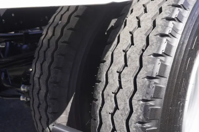 三菱 ファイター 2KG-FK72F(2WD)の写真10