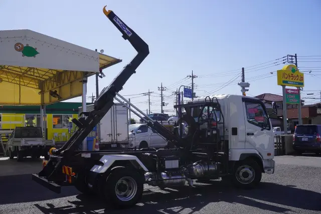 三菱 ファイター 2KG-FK72F(2WD)の写真21