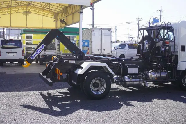 三菱 ファイター 2KG-FK72F(2WD)の写真23