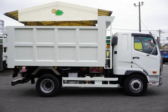 三菱 ファイター 2KG-FK62FZ(2WD)の写真5