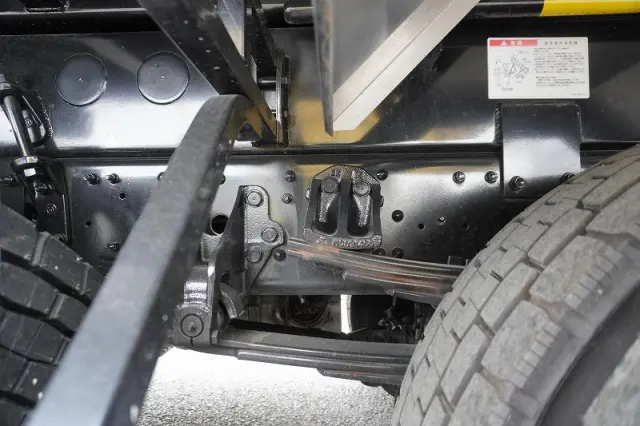 三菱 ファイター 2KG-FK62FZ(2WD)の写真11