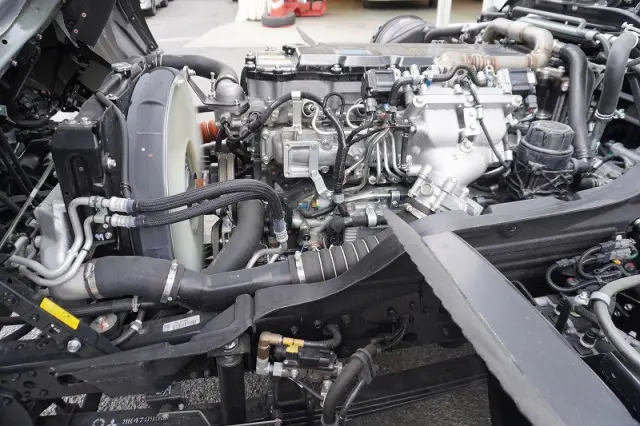 三菱 ファイター 2KG-FK62FZ(2WD)の写真14