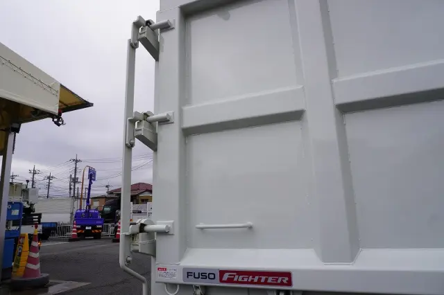 三菱 ファイター 2KG-FK62FZ(2WD)の写真28